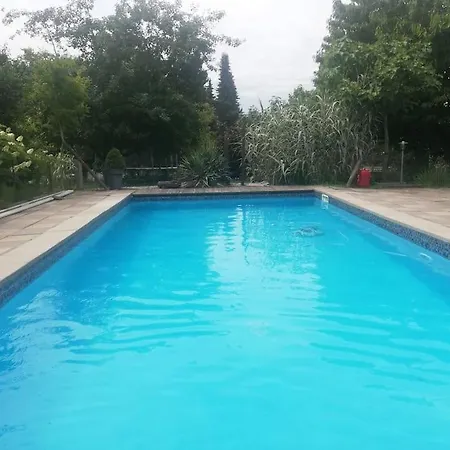 F2 Avec Piscine * Brunstatt