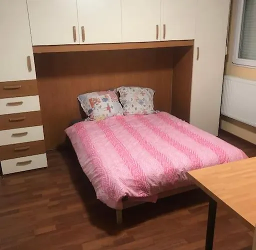 Apartment Avec Piscine *