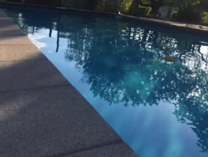 Avec Piscine * Brunstatt